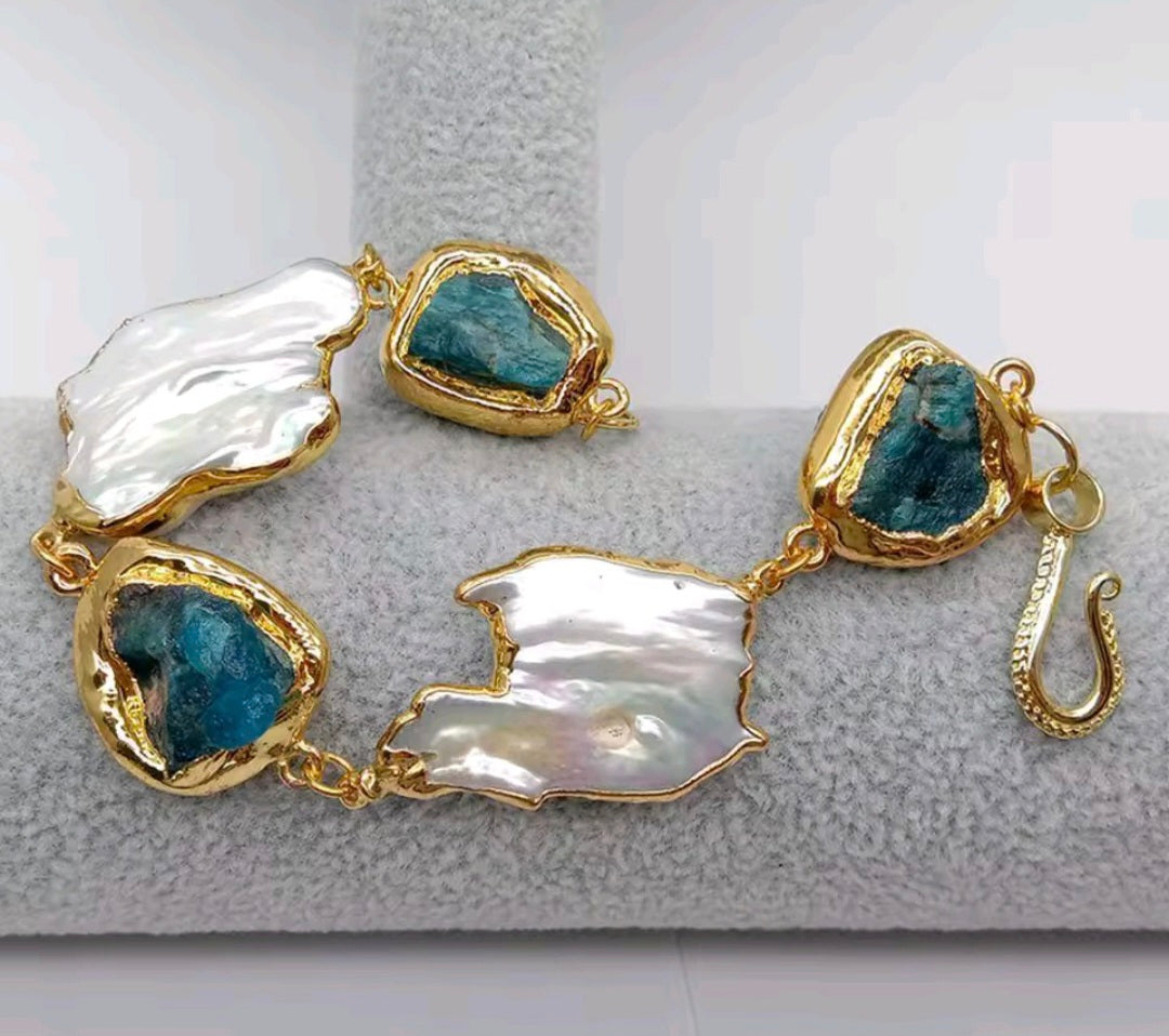 Pulsera Apatita Azul Cultivada Natural, Perla Blanca