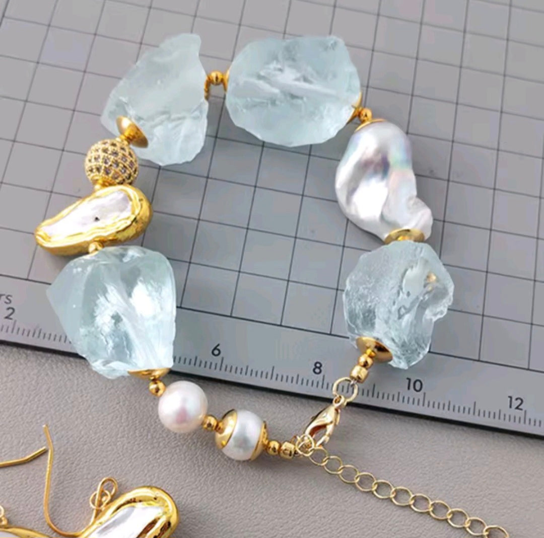 Set Pulsera y Pantallas Cuentas Cruda en Cristal Azul y Perlas Barrocas Naturales