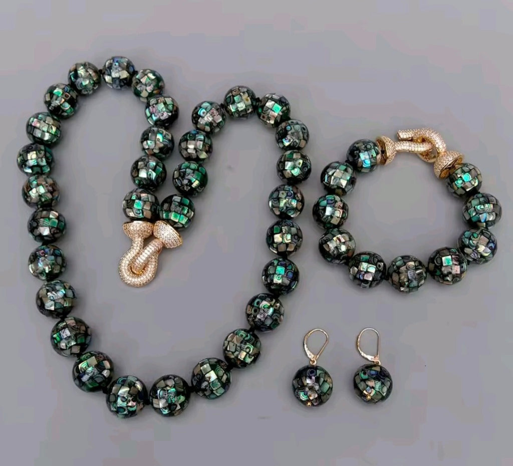 Set Collar, Pulsera y Pantallas Concha de Abulon Arcoris Negro Cierre Pavimentado