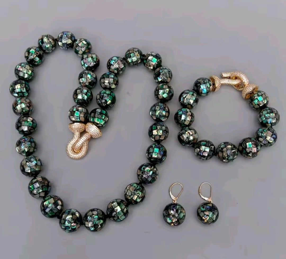 Set Collar, Pulsera y Pantallas Concha de Abulon Arcoris Negro Cierre Pavimentado