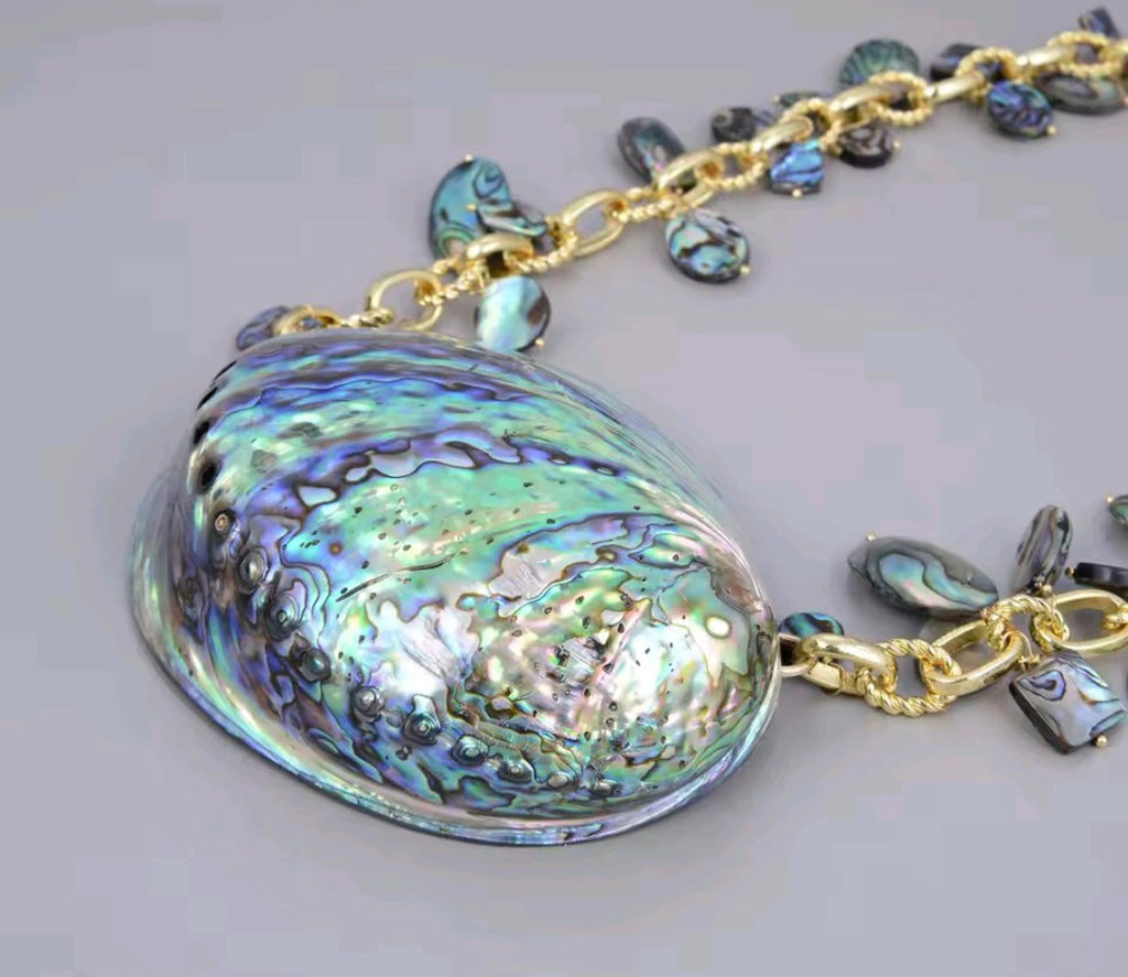 Collar de Concha de Abulón Arcoiris Natural