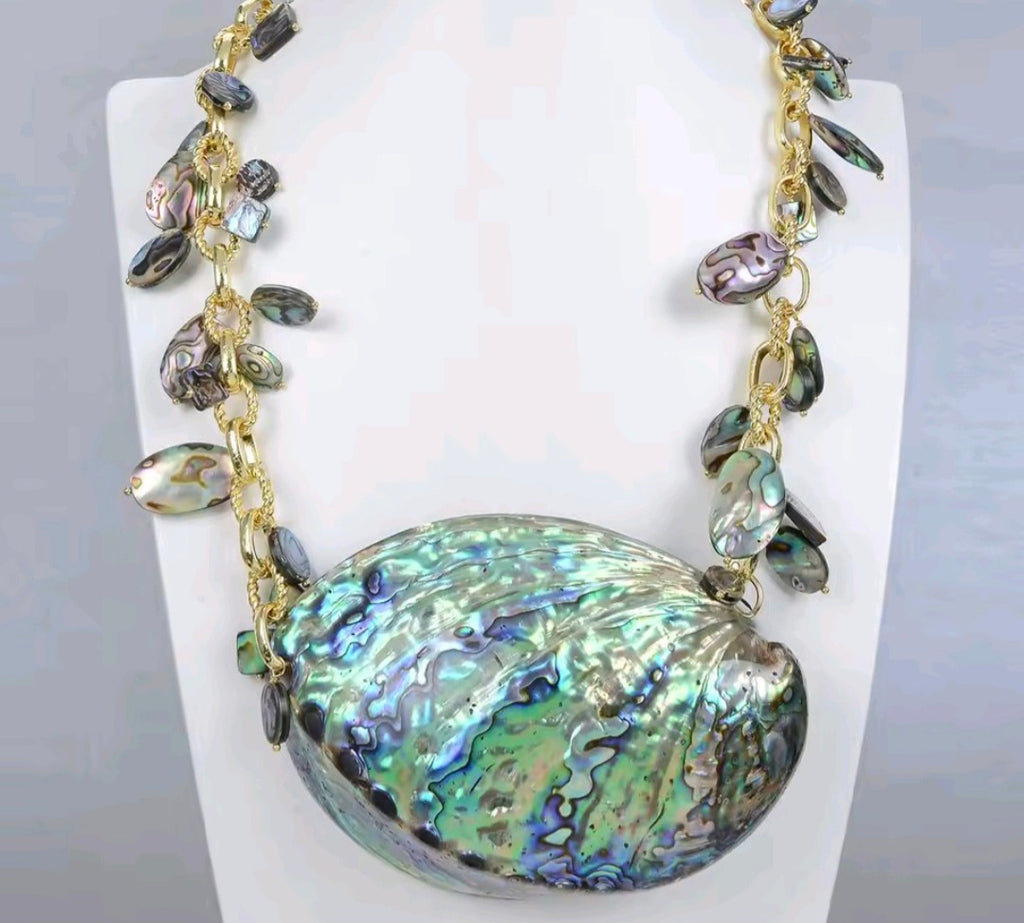 Collar de Concha de Abulón Arcoiris Natural