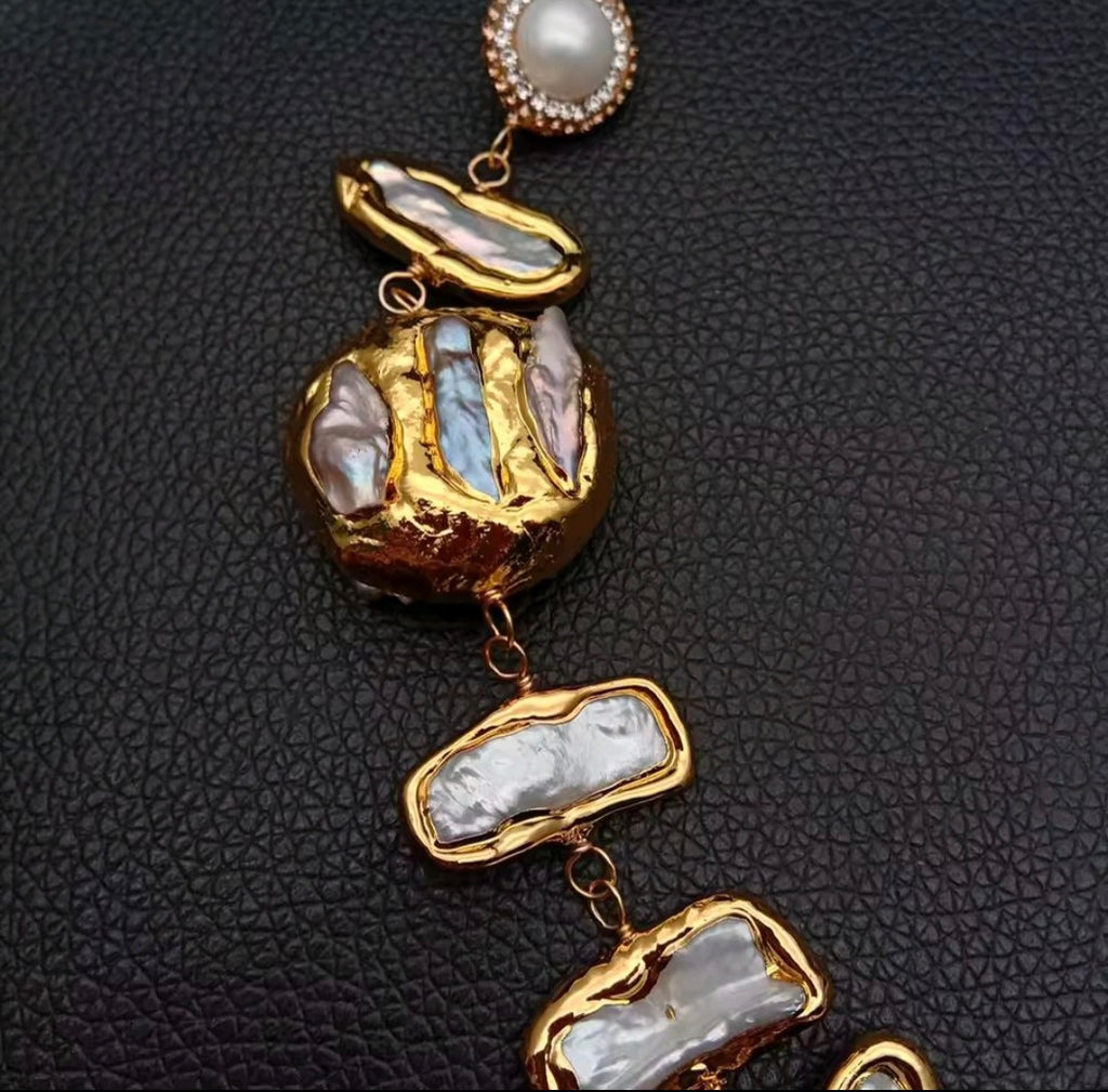 Perla de Agua Dulce Necklace