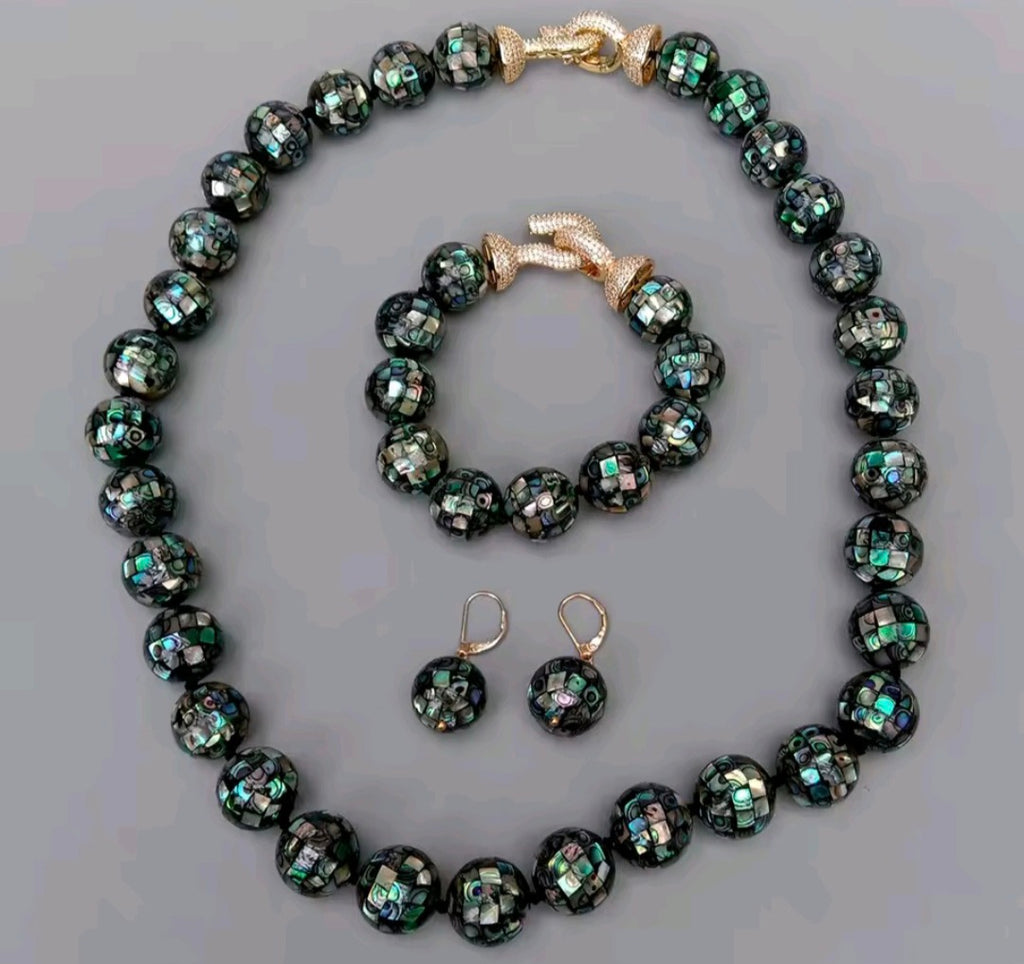 Set Collar, Pulsera y Pantallas Concha de Abulon Arcoris Negro Cierre Pavimentado