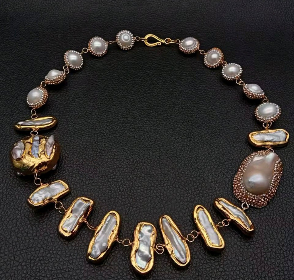 Perla de Agua Dulce Necklace
