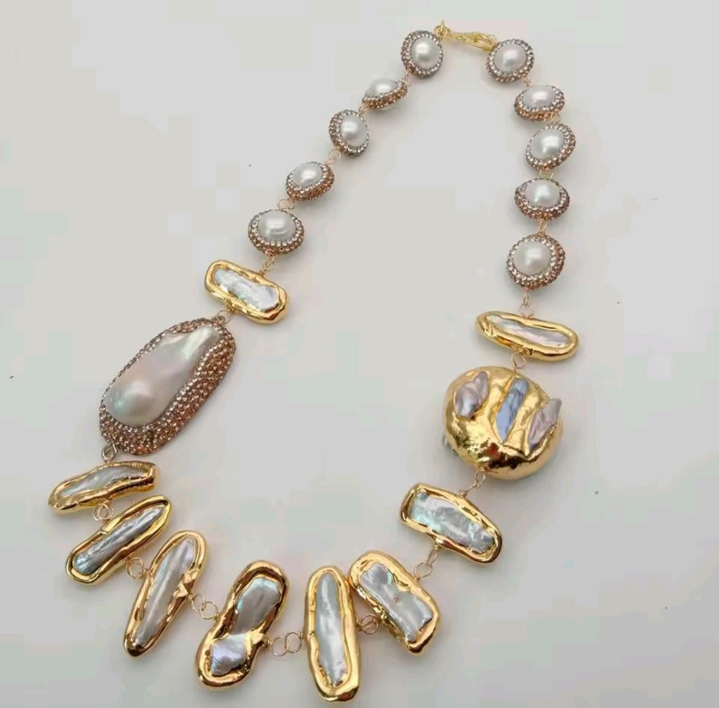Perla de Agua Dulce Necklace